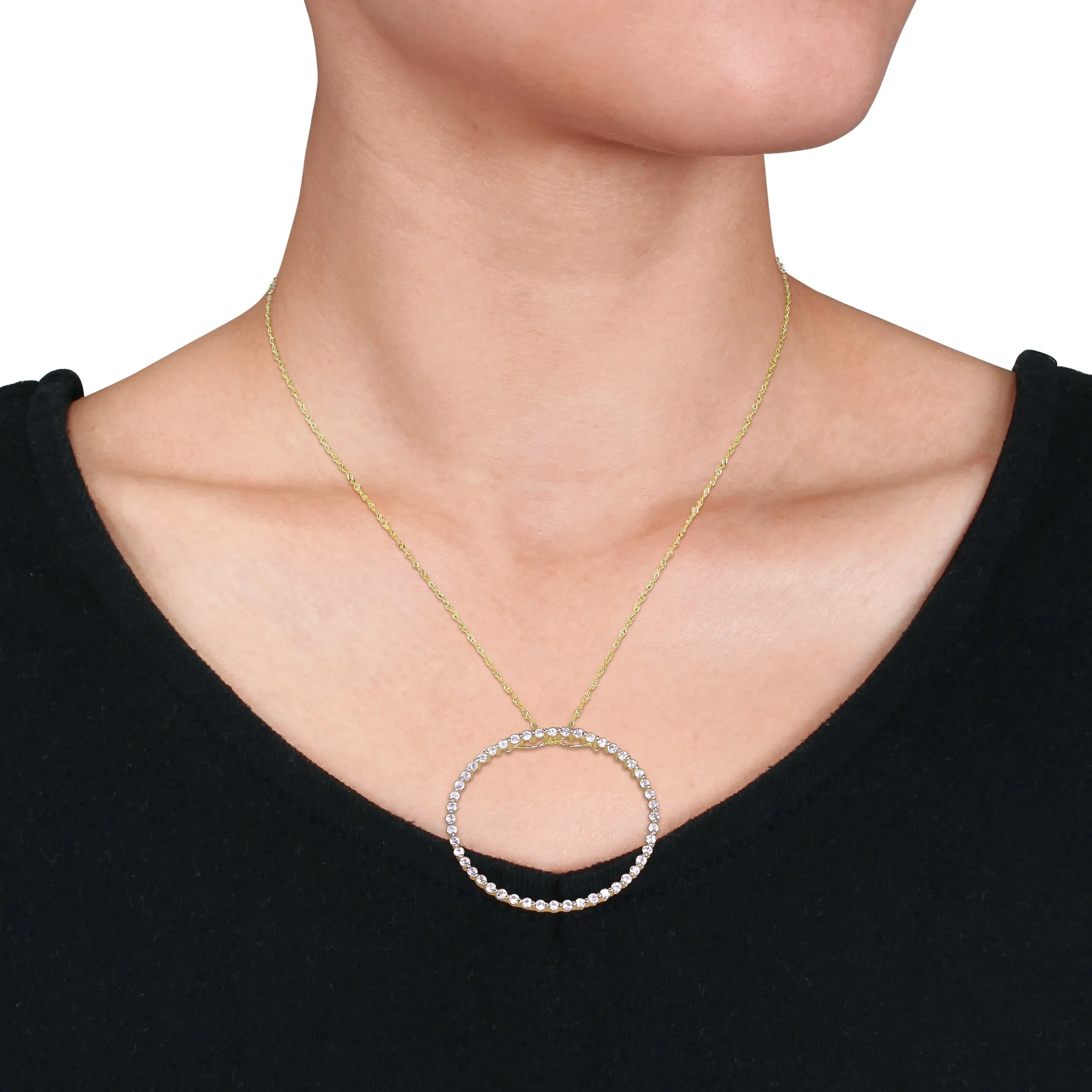 10K Yellow Gold Sapphire Round Pendant