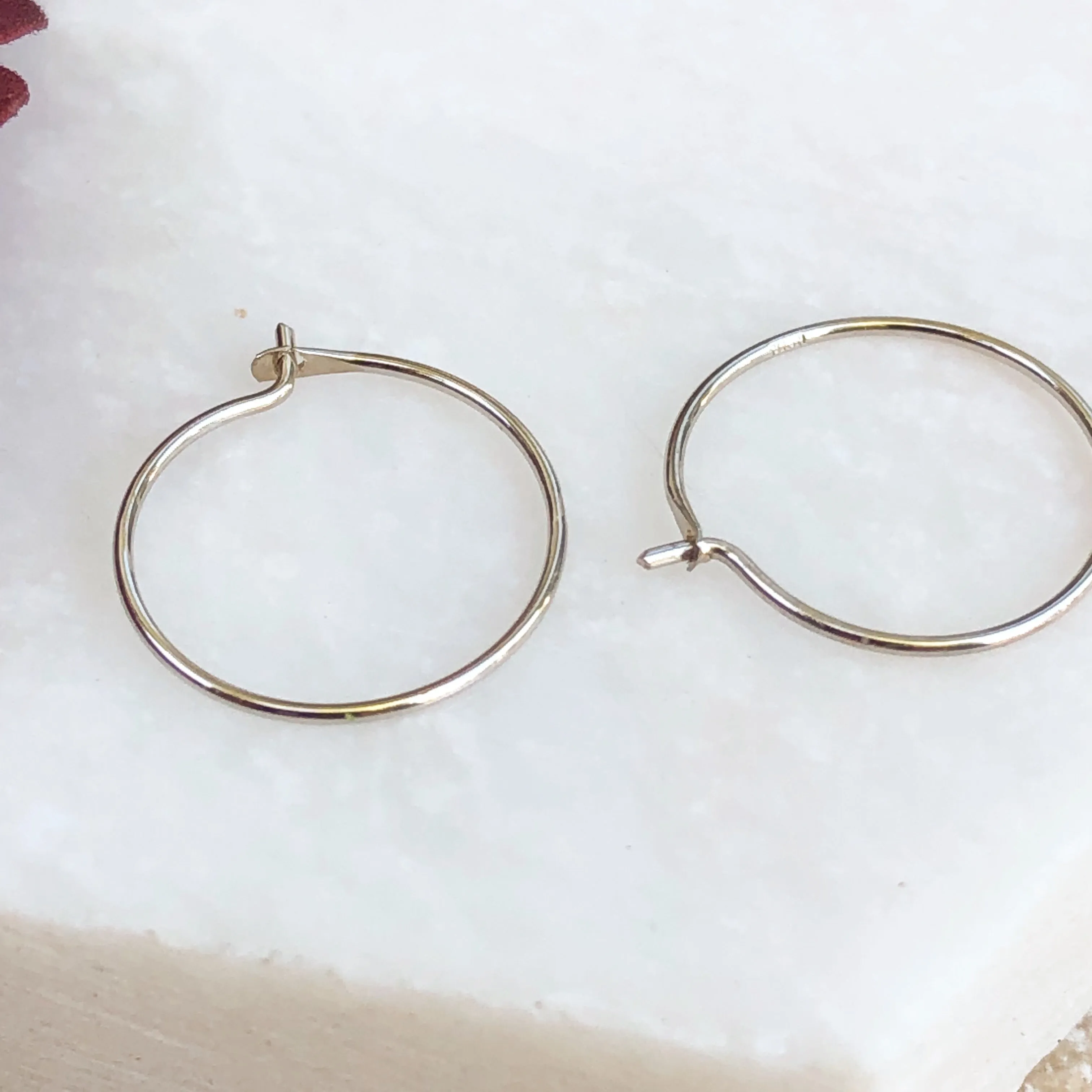 14KT White Gold Thin Hoop Earrings 9mm