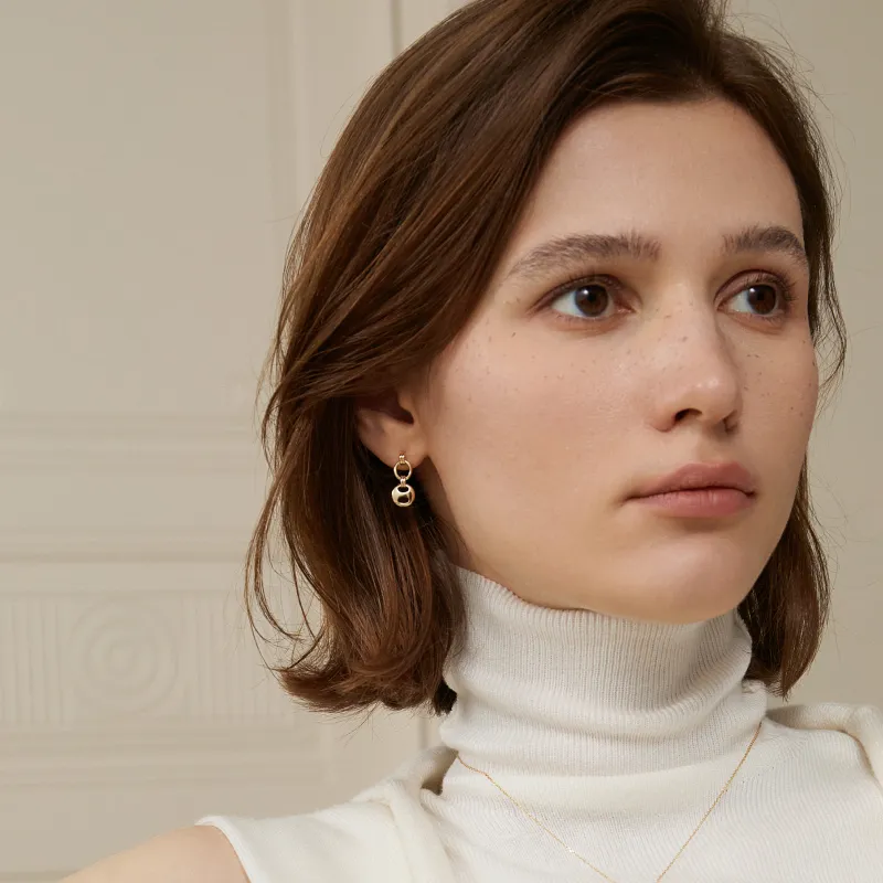 18K Gold Imprint H Loop Earrings