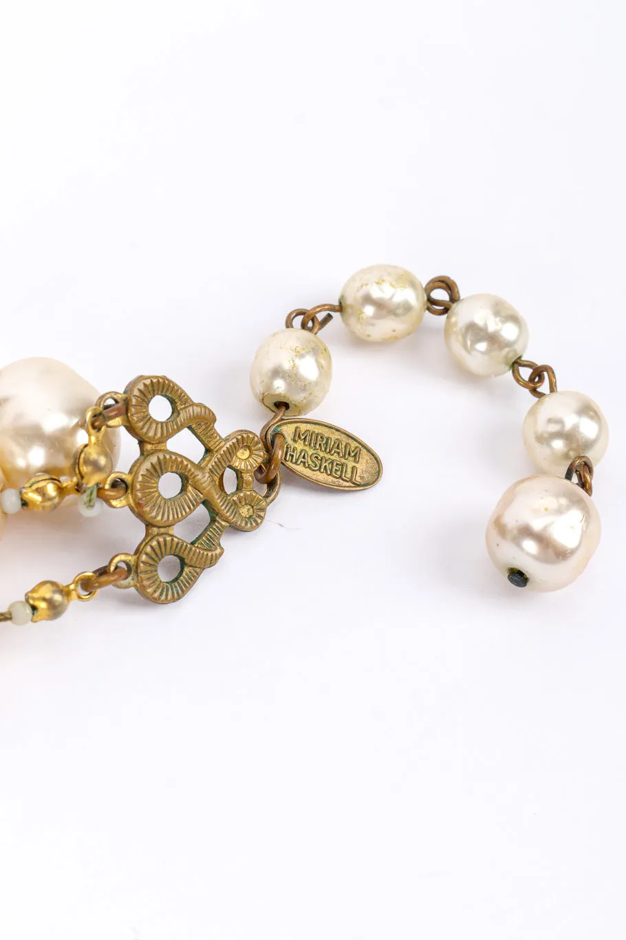 3-Strand Pearl Collar Necklace