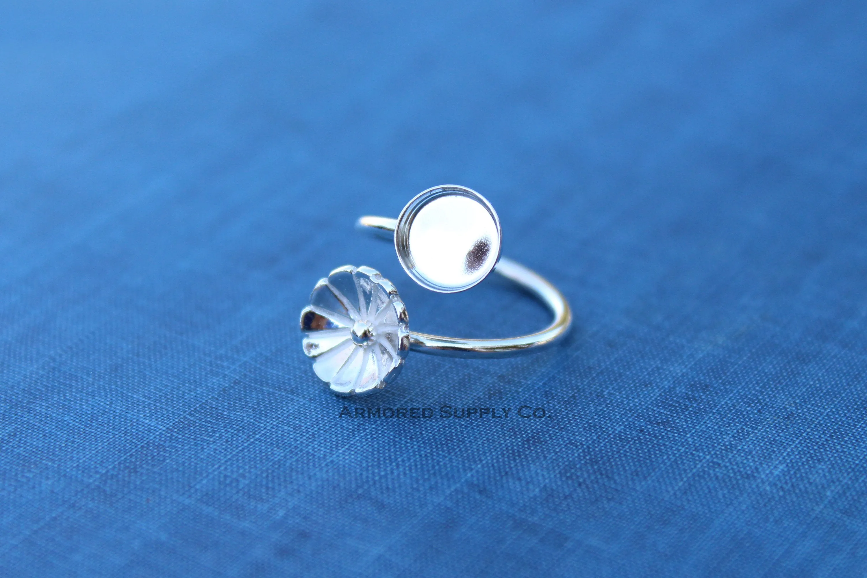 5mm Silver Flower Wrap Bypass Adjustable Bezel Ring blank