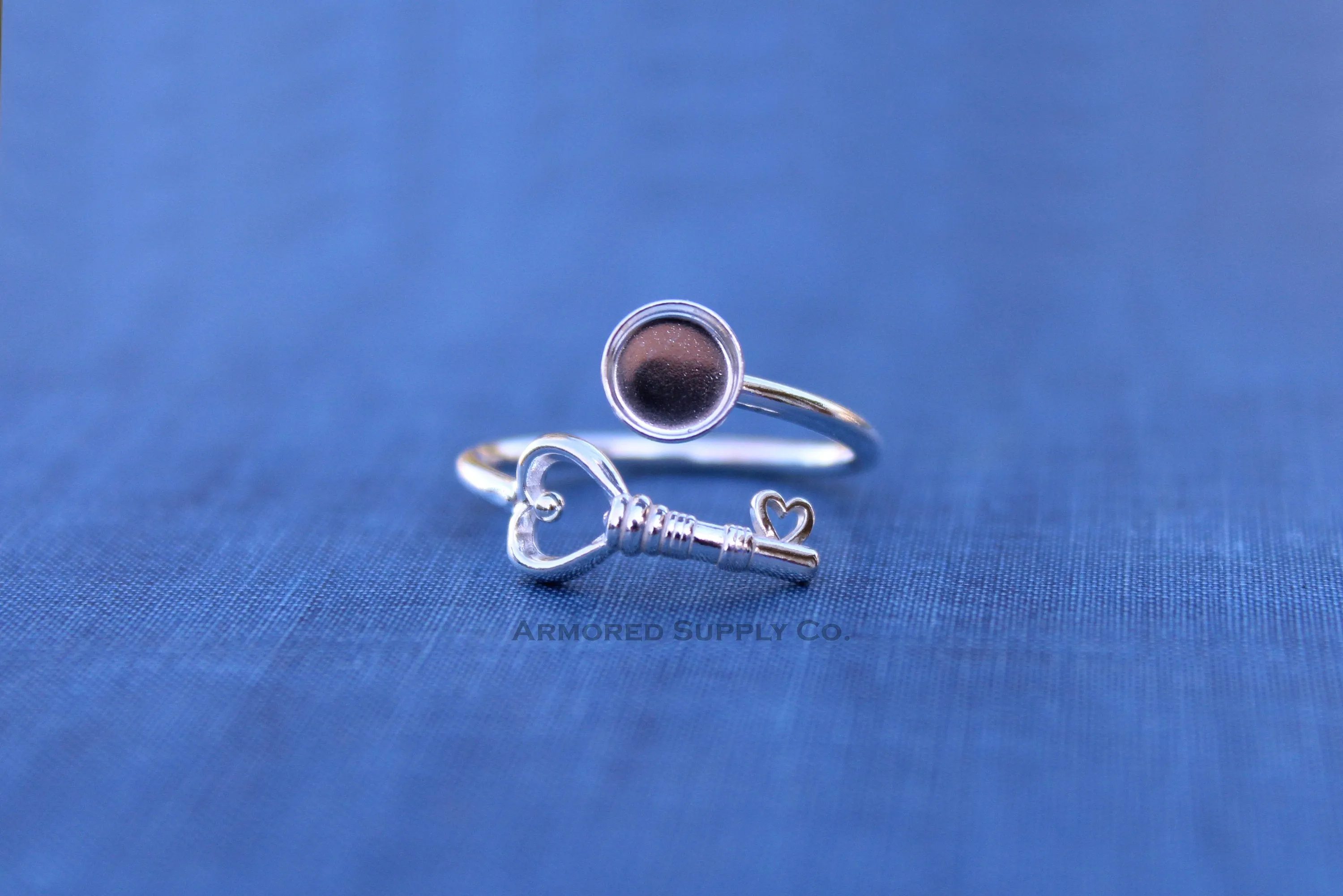 5mm Silver Heart Key Wrap Bypass Adjustable Bezel Ring blank