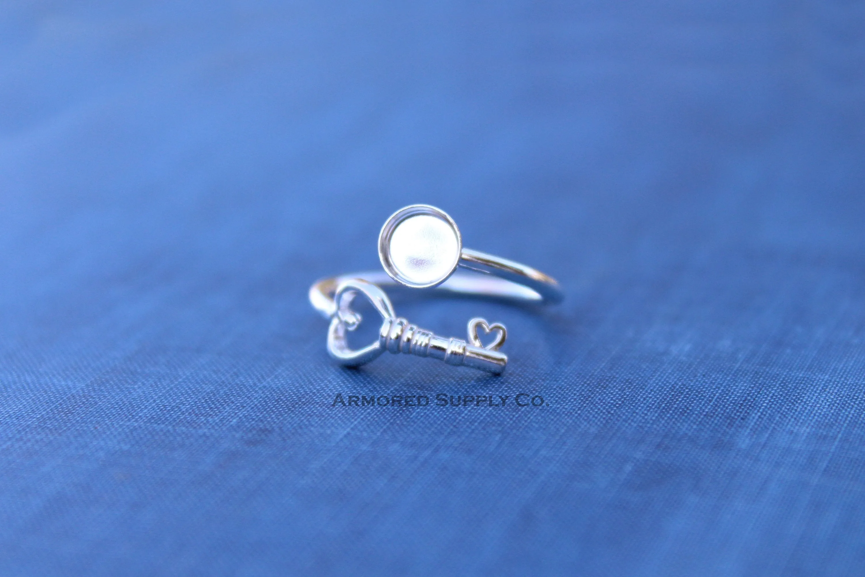 5mm Silver Heart Key Wrap Bypass Adjustable Bezel Ring blank