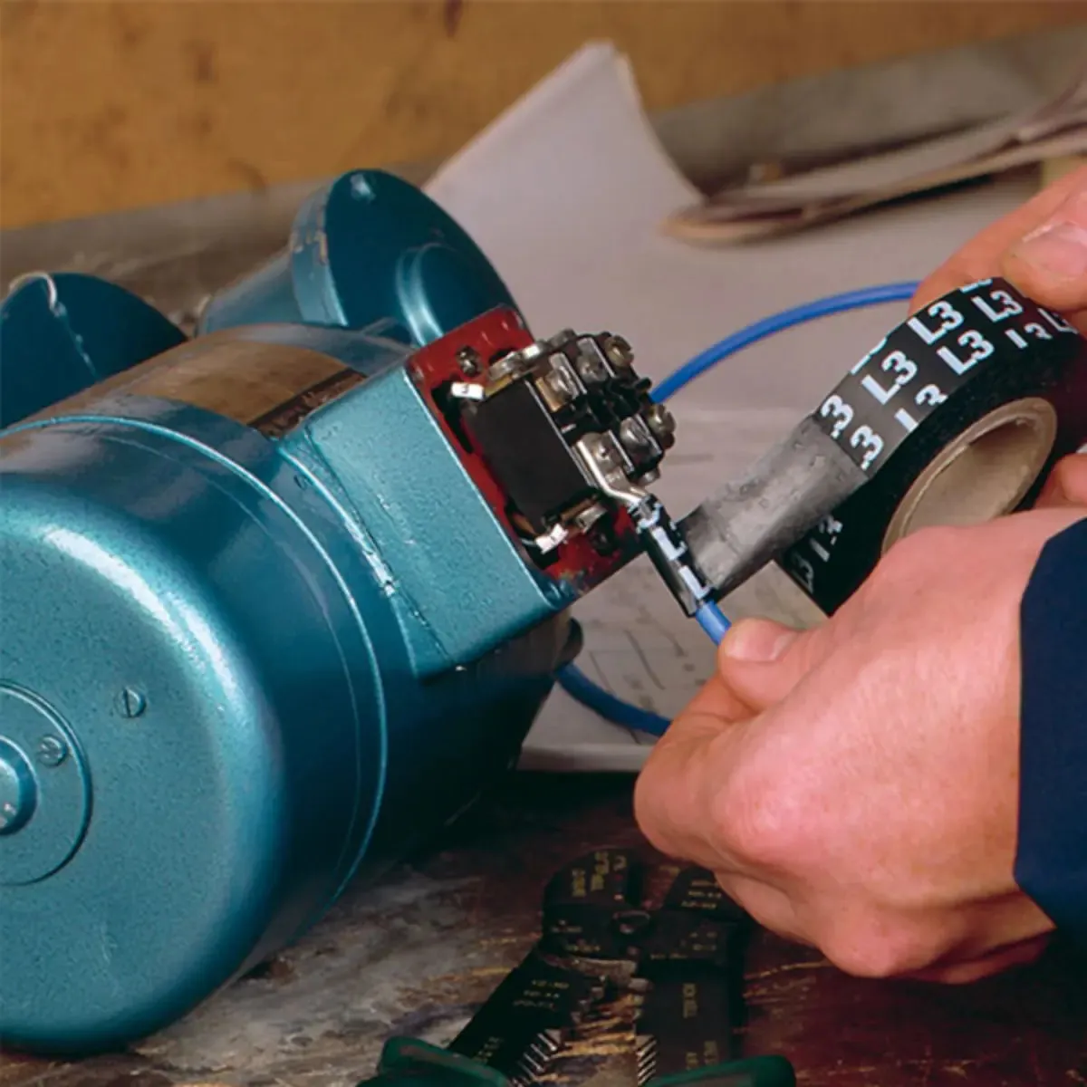 AT4000 Phase Marking Tape