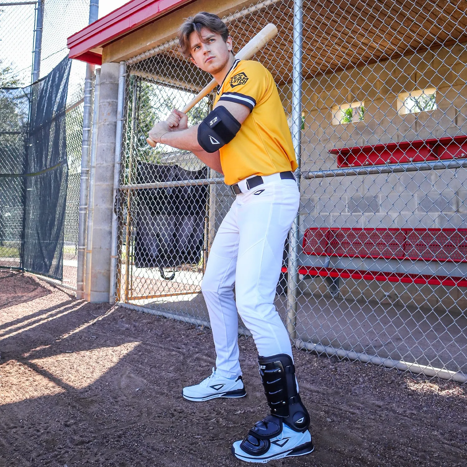 BATTER'S LEG GUARD