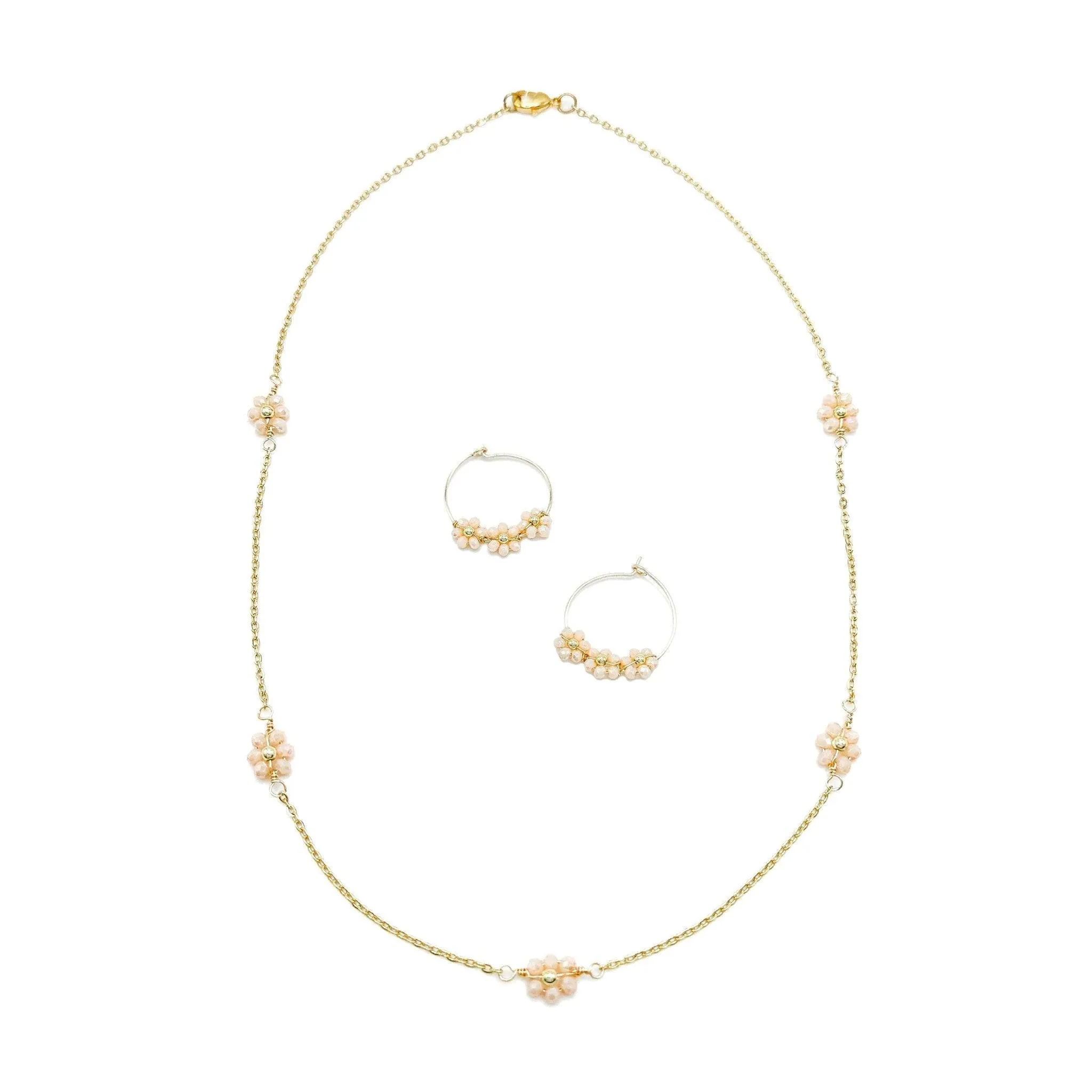 Daisy gold earrings