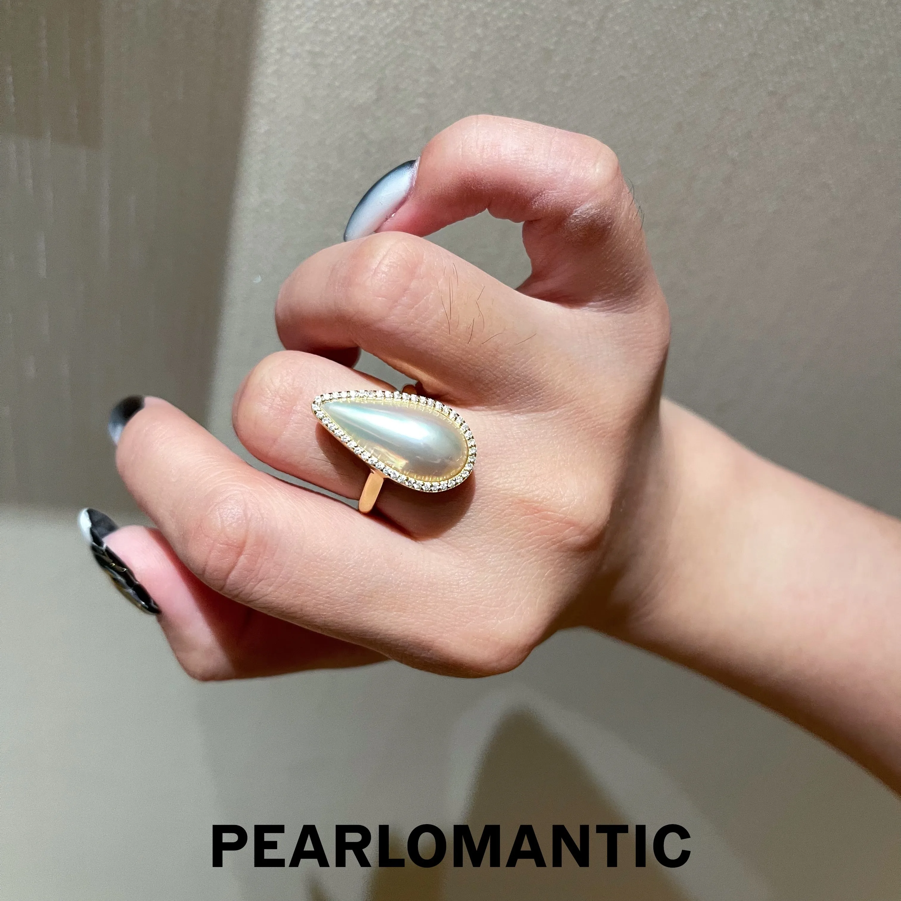 [Designer's Choice] Mabe Pearl 20mm Pear Shape Adjustable S925 Silver Rings