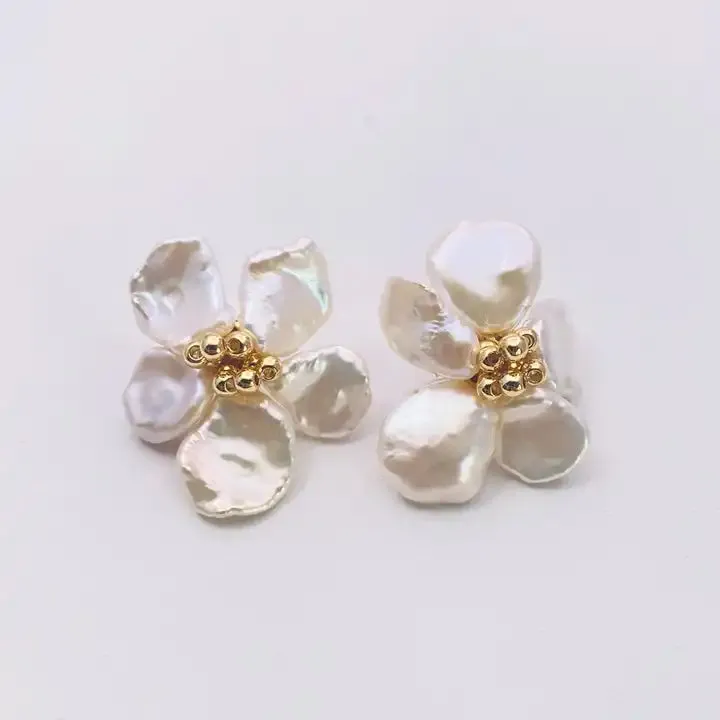 Freshwater Pearl Spring Bloom Earring