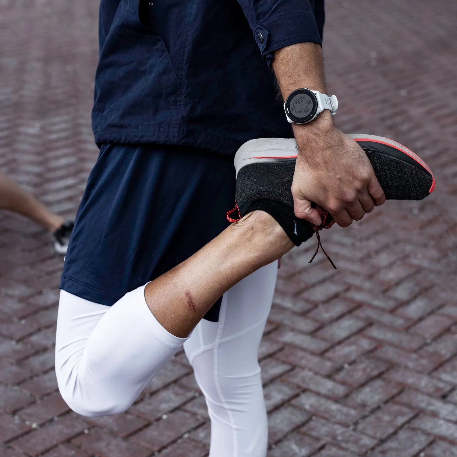 Garmin Forerunner 255S GPS Smartwatch, Powder Grey