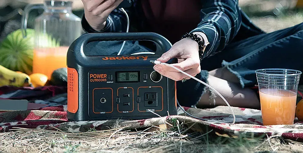 Jackery Explorer 290 Portable Power Station - Solar Generator