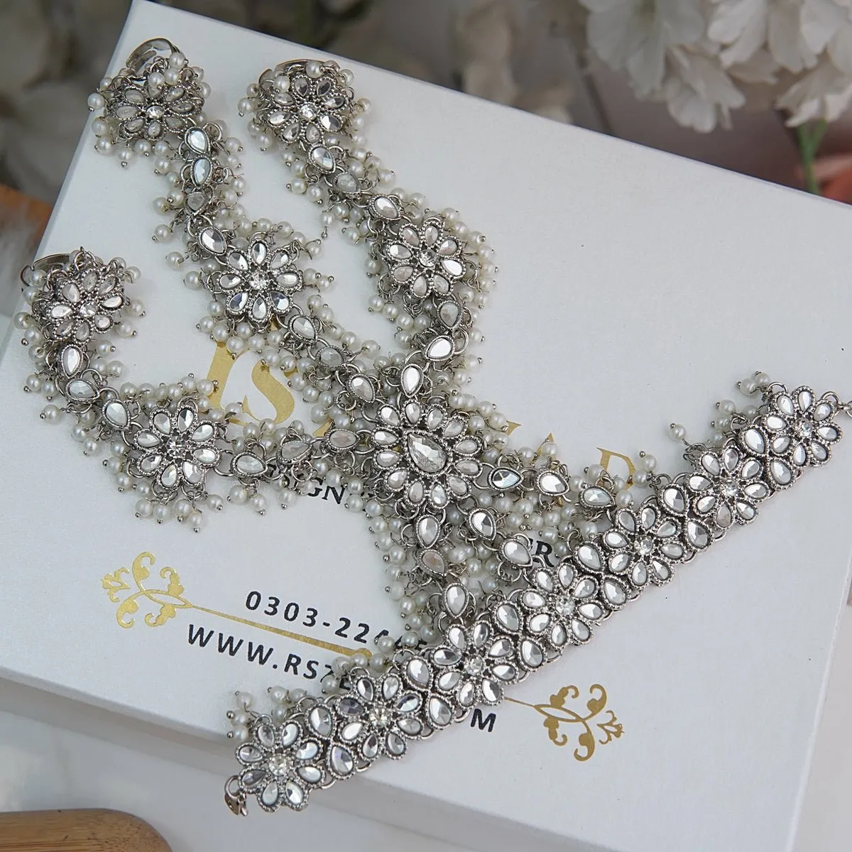 Kundan Golden Bracelet With Ring