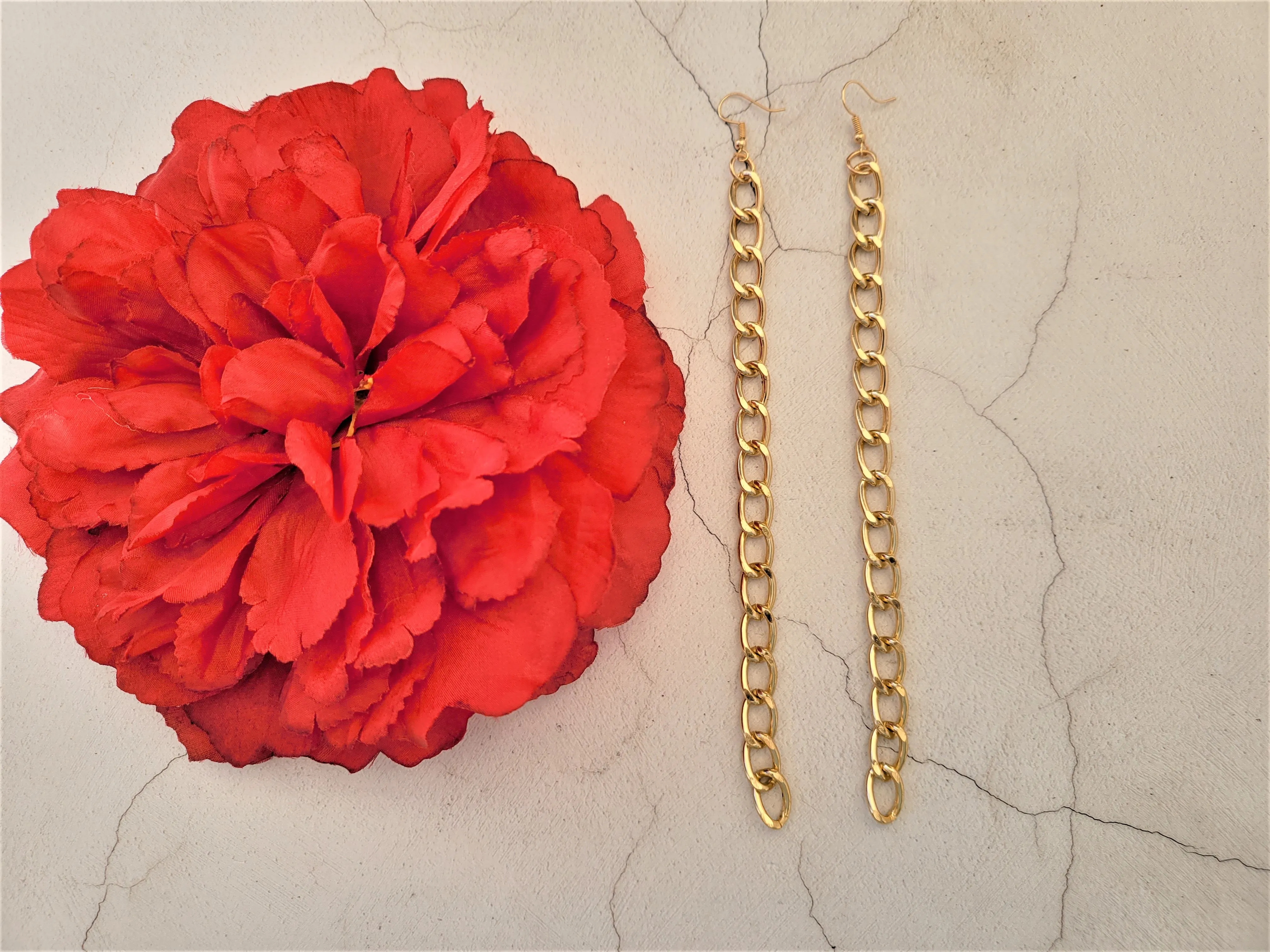 Long Chain Earrings Ultra Lightweight 19 cms Drop