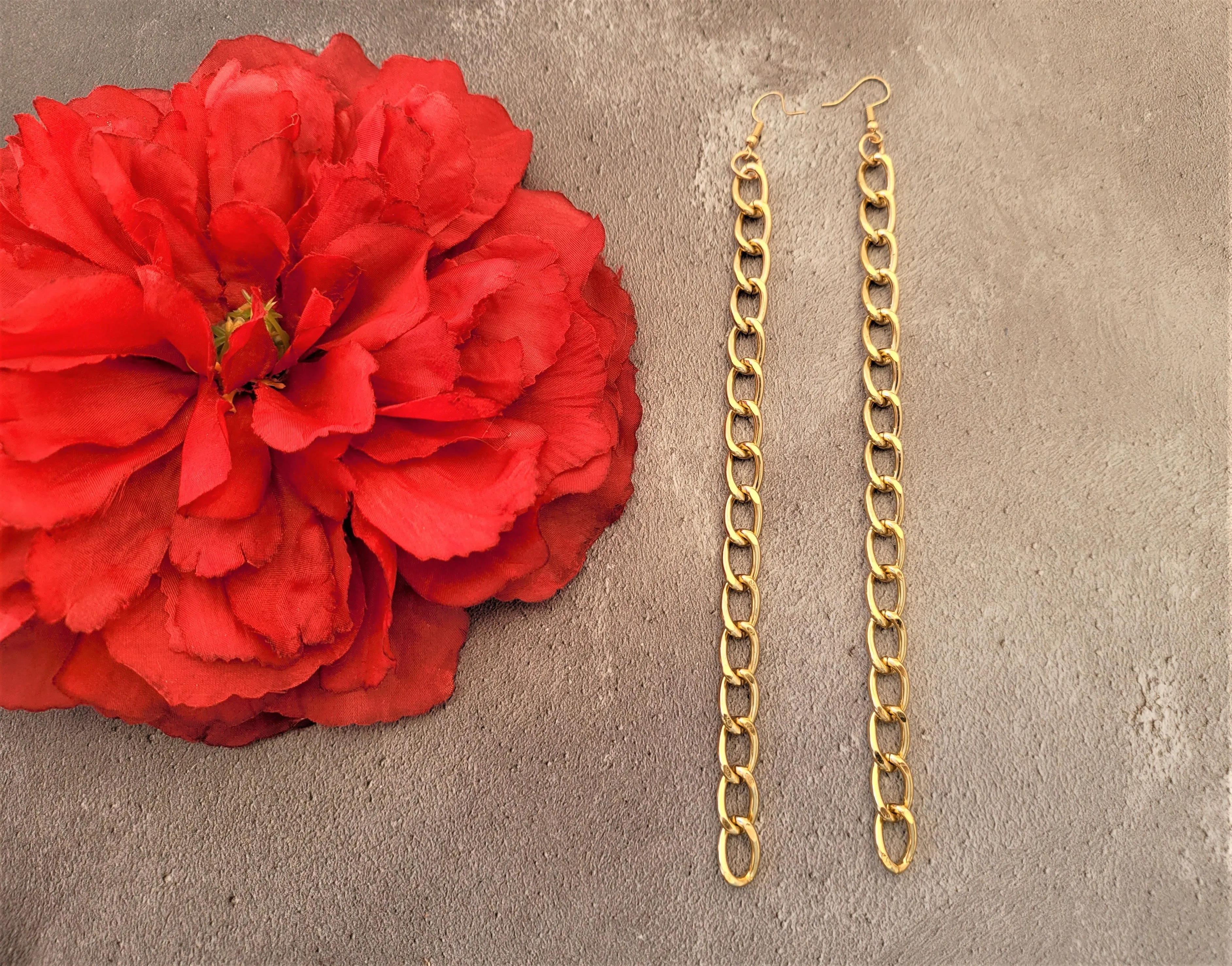 Long Chain Earrings Ultra Lightweight 19 cms Drop