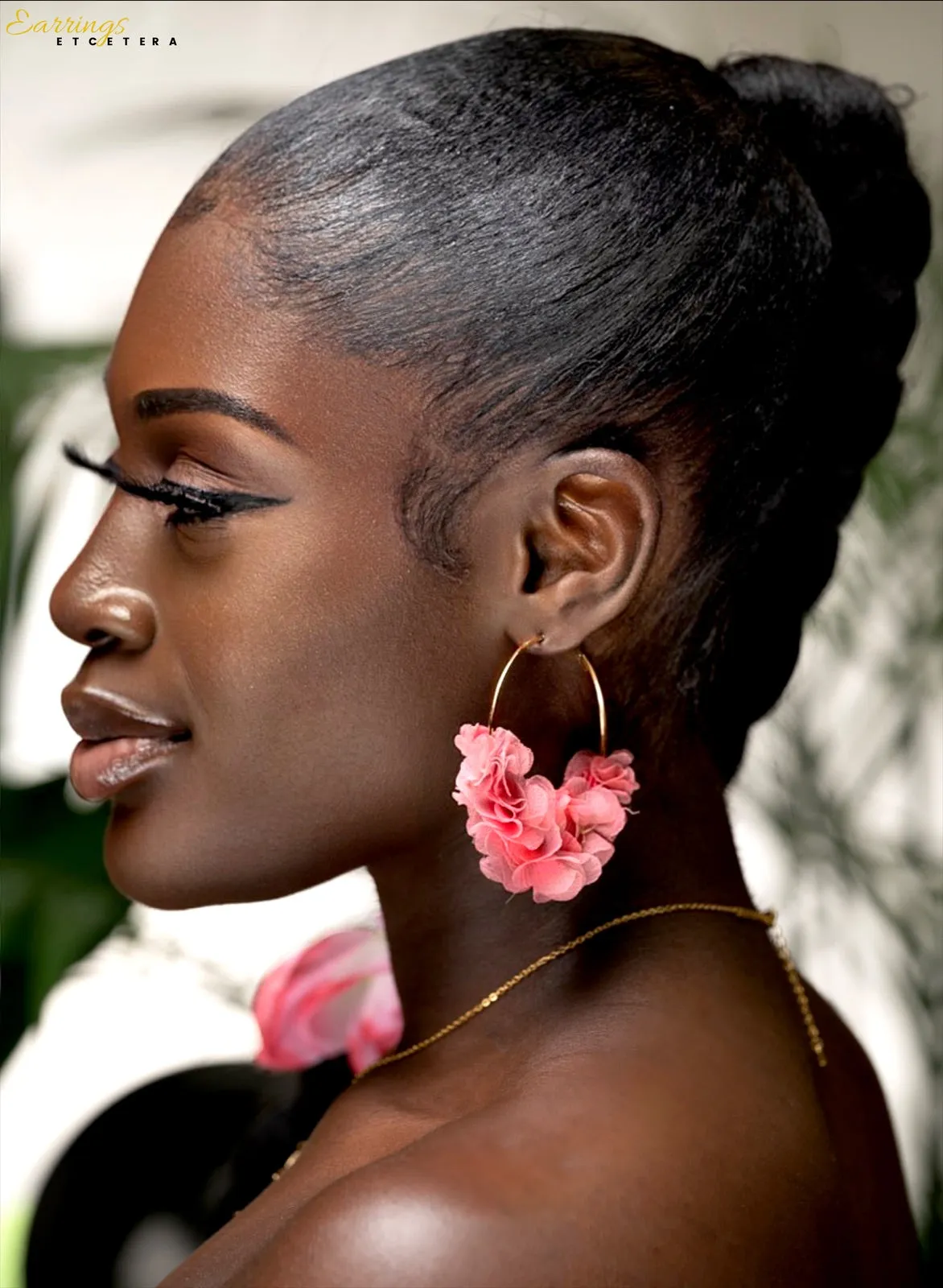 PETALS HOOP EARRINGS