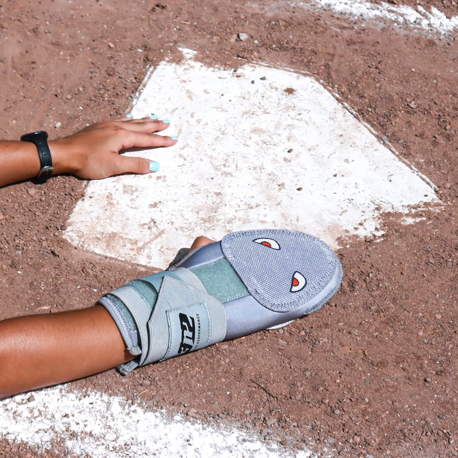 PROTECTIVE SLIDING MITT - LEFT HAND