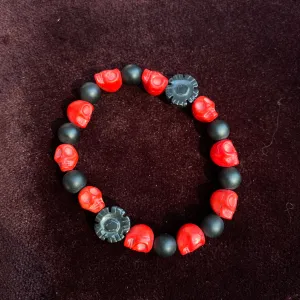 Red Skull carved howlite with matte Onyx Gemstone stretch bracelet
