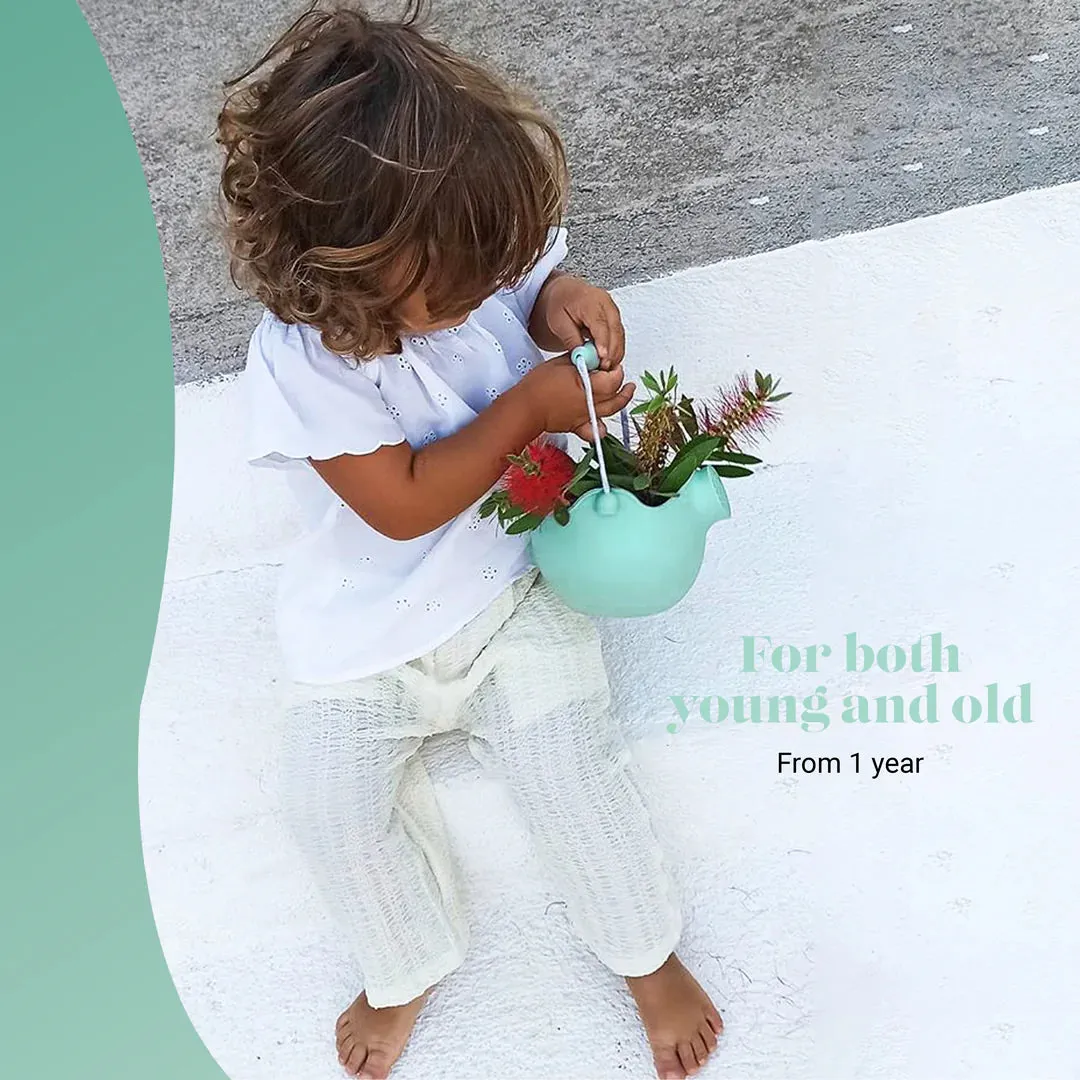 Scrunch Silicone Watering Can Mint - Roll it, Fold it, Scrunch it!
