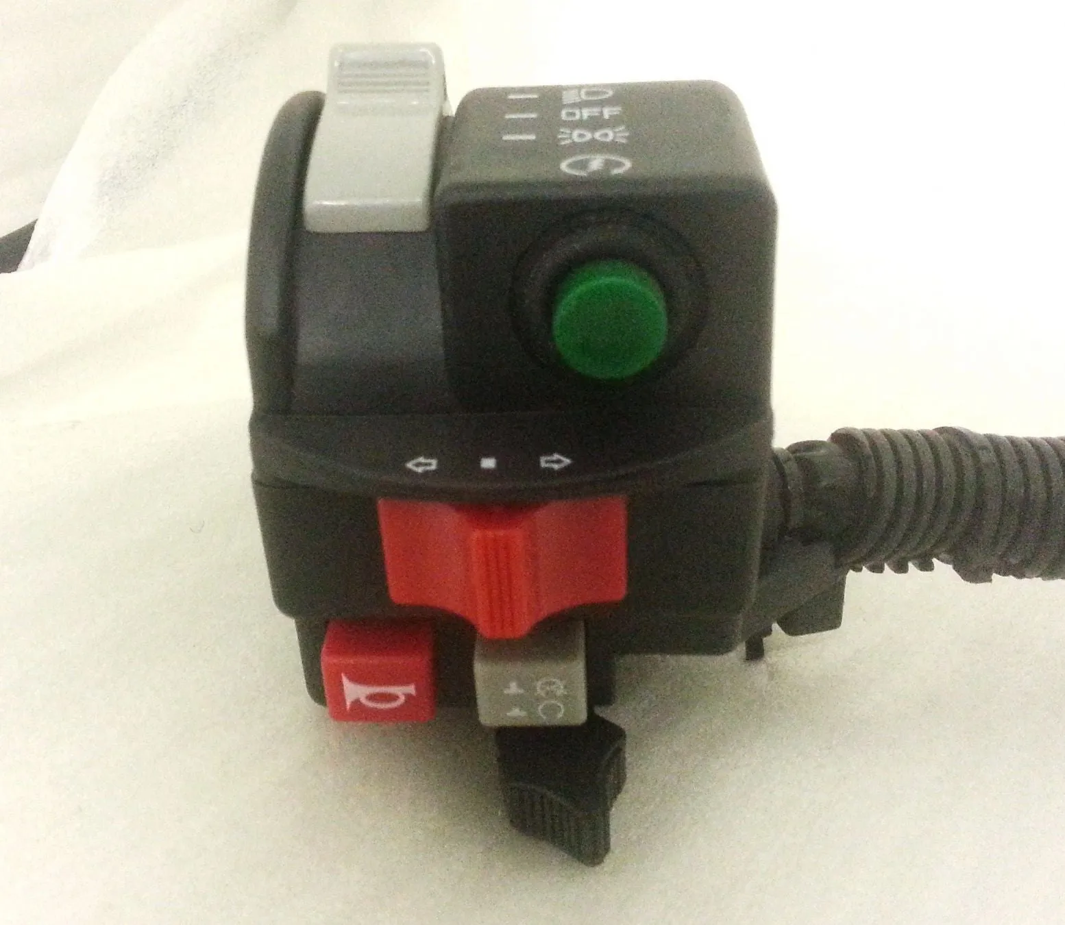 SGE16 START KILL SWITCH HORN LIGHTS INDICATOR CHOKE BASHAN BS250S-11B QUAD BIKE