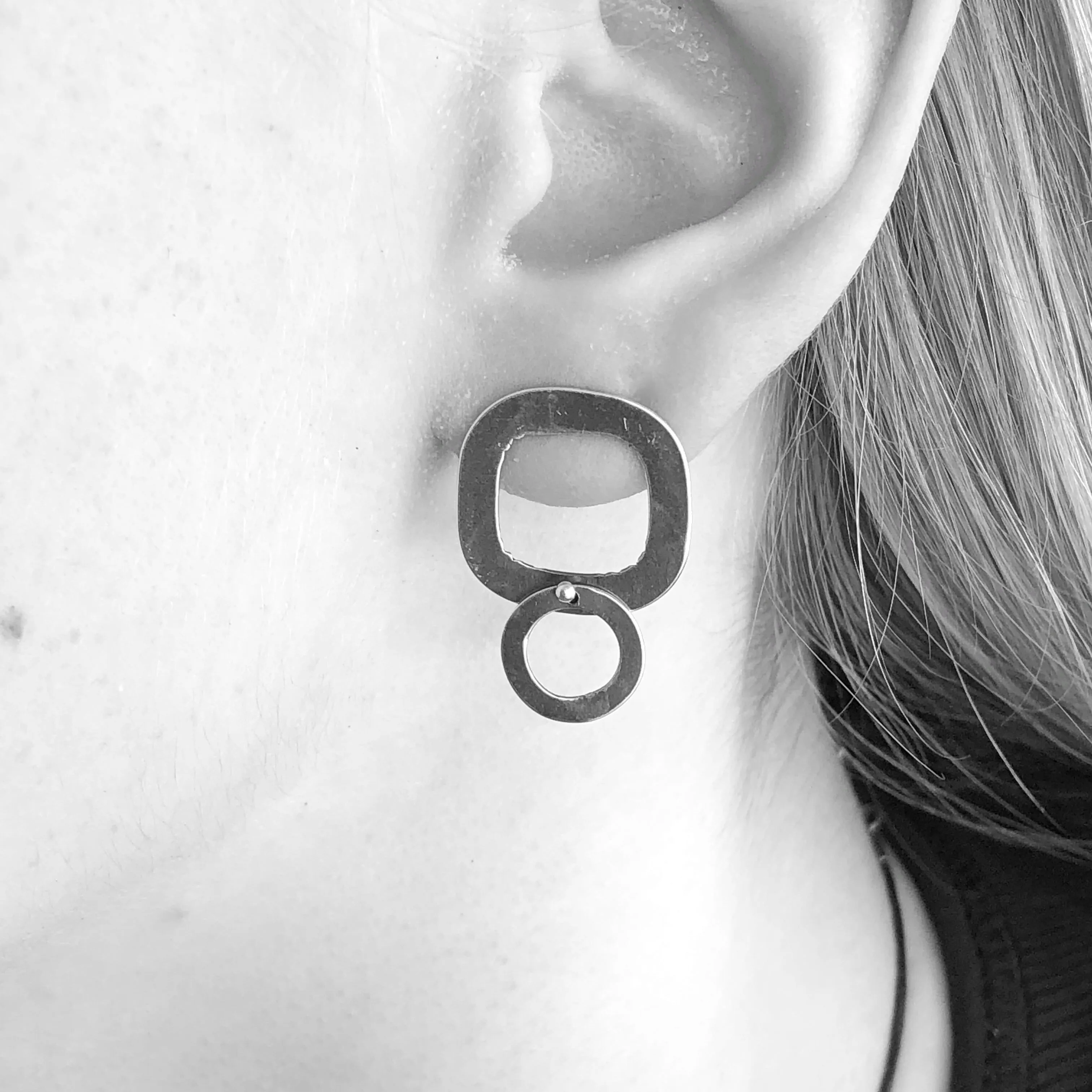 Sketch Post Earrings