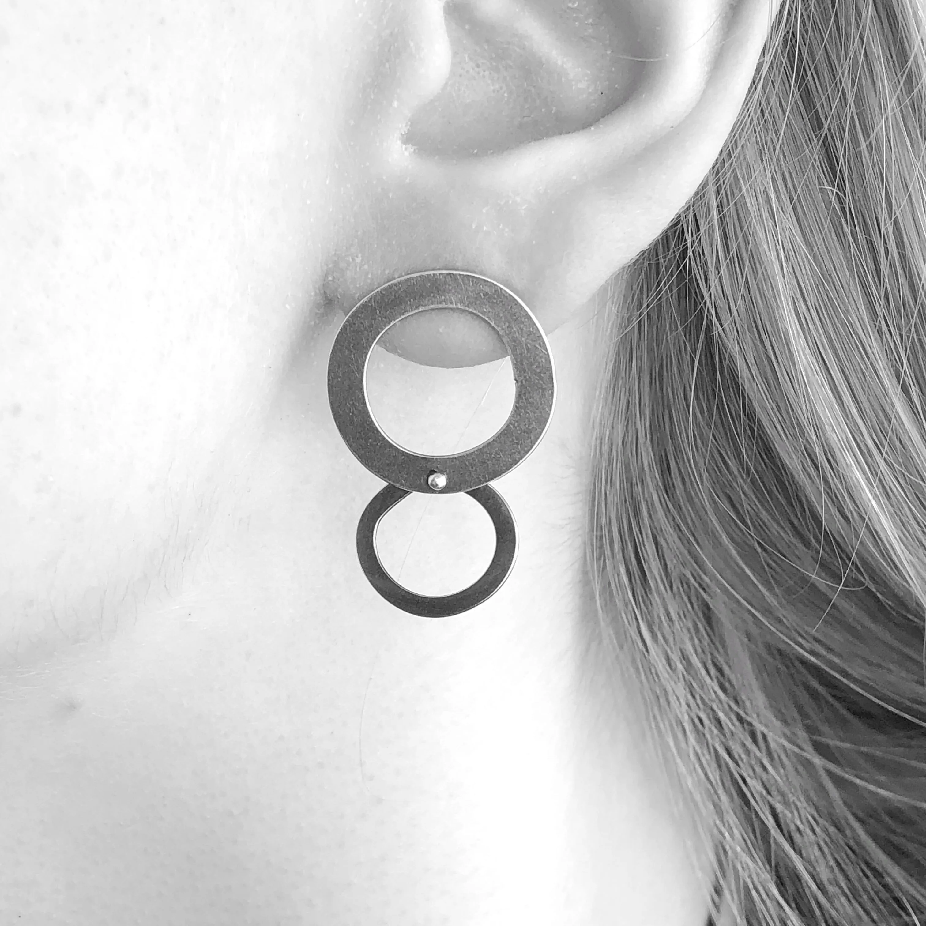 Sketch Post Earrings