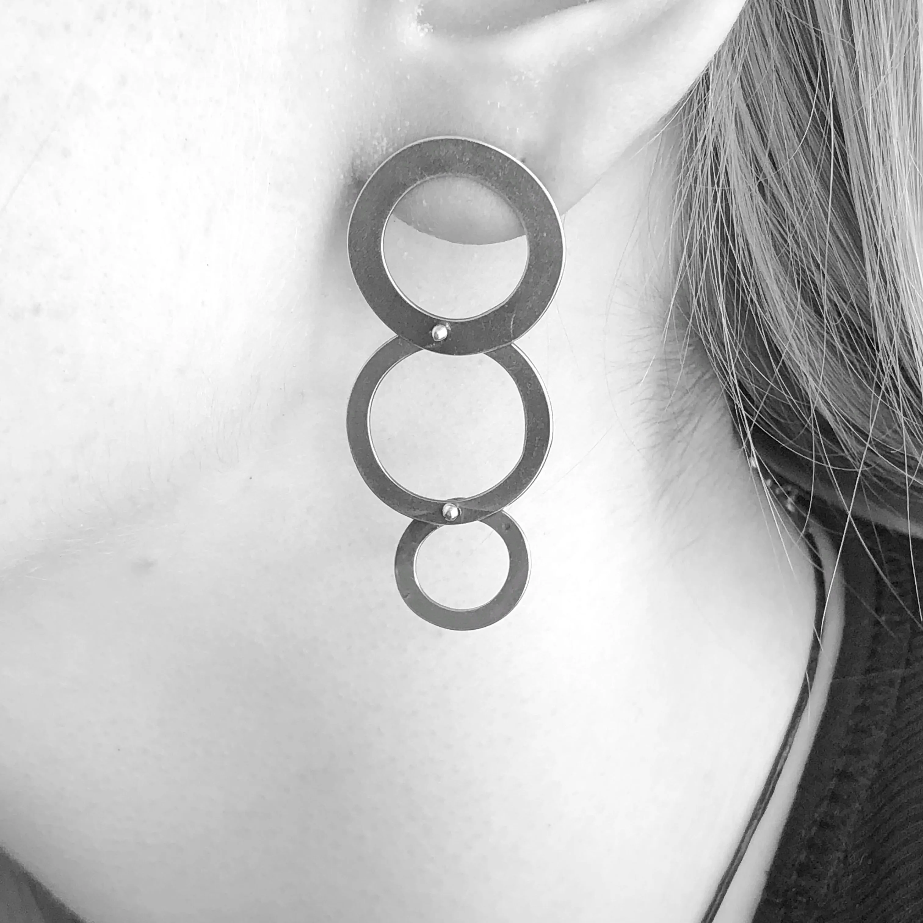 Sketch Post Earrings