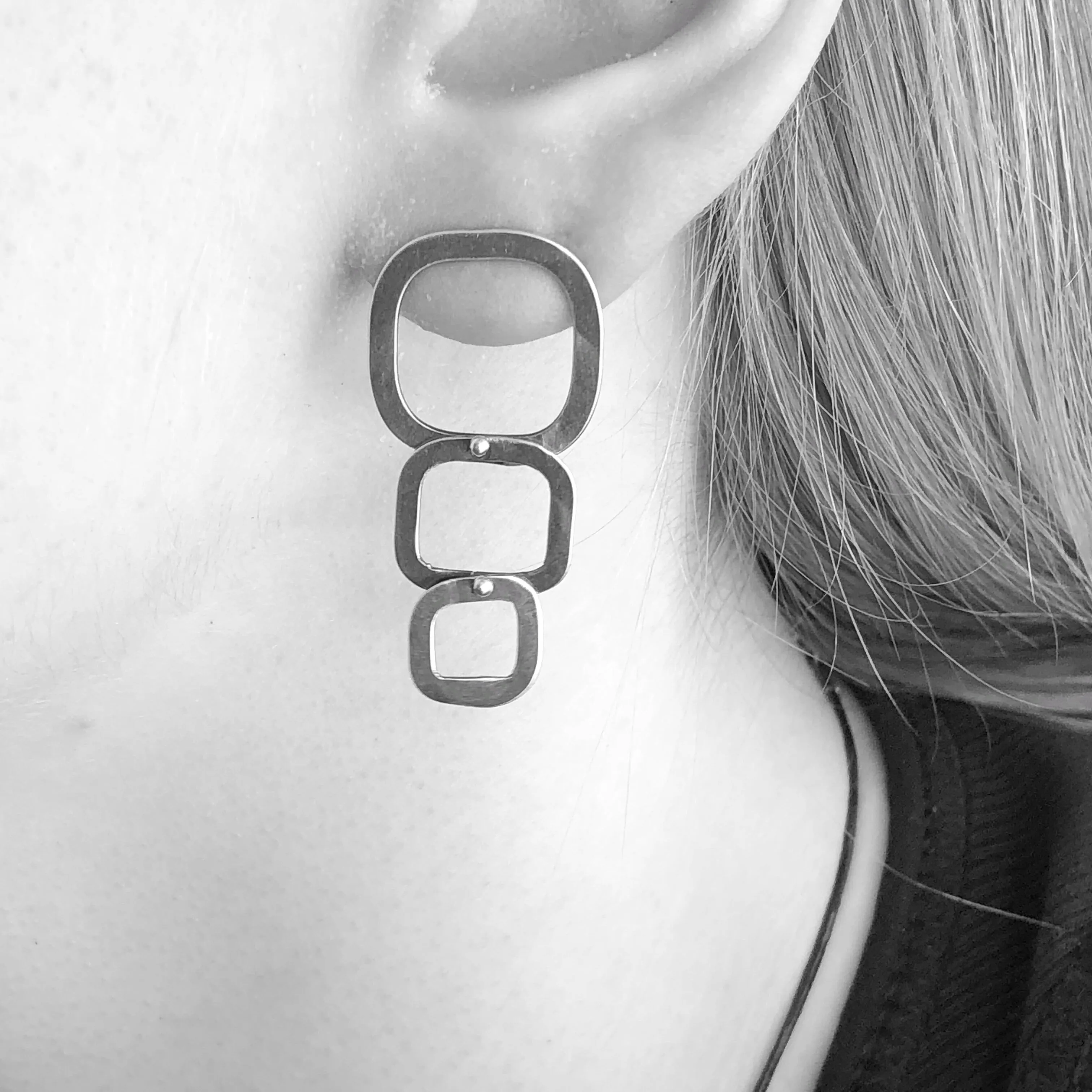 Sketch Post Earrings