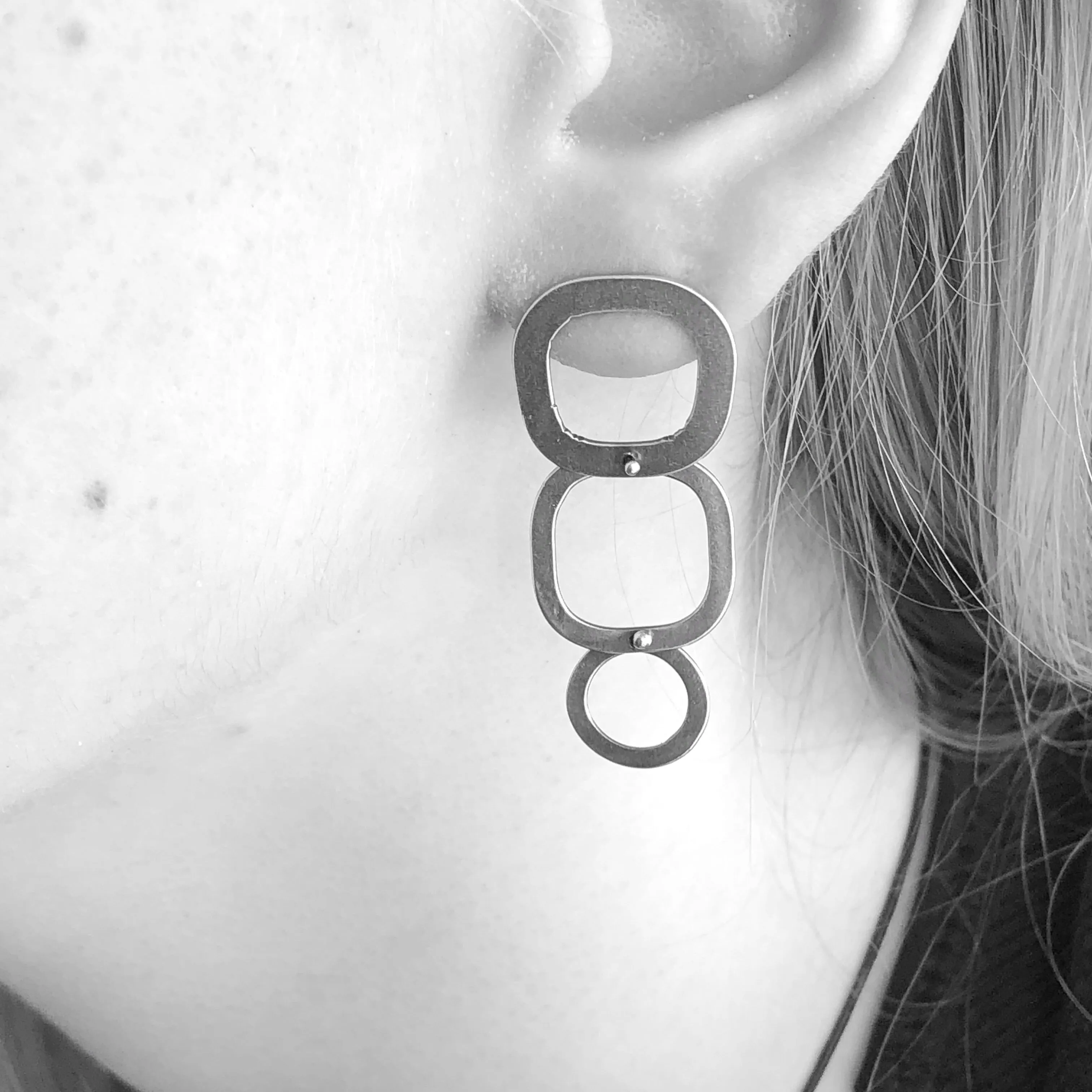 Sketch Post Earrings
