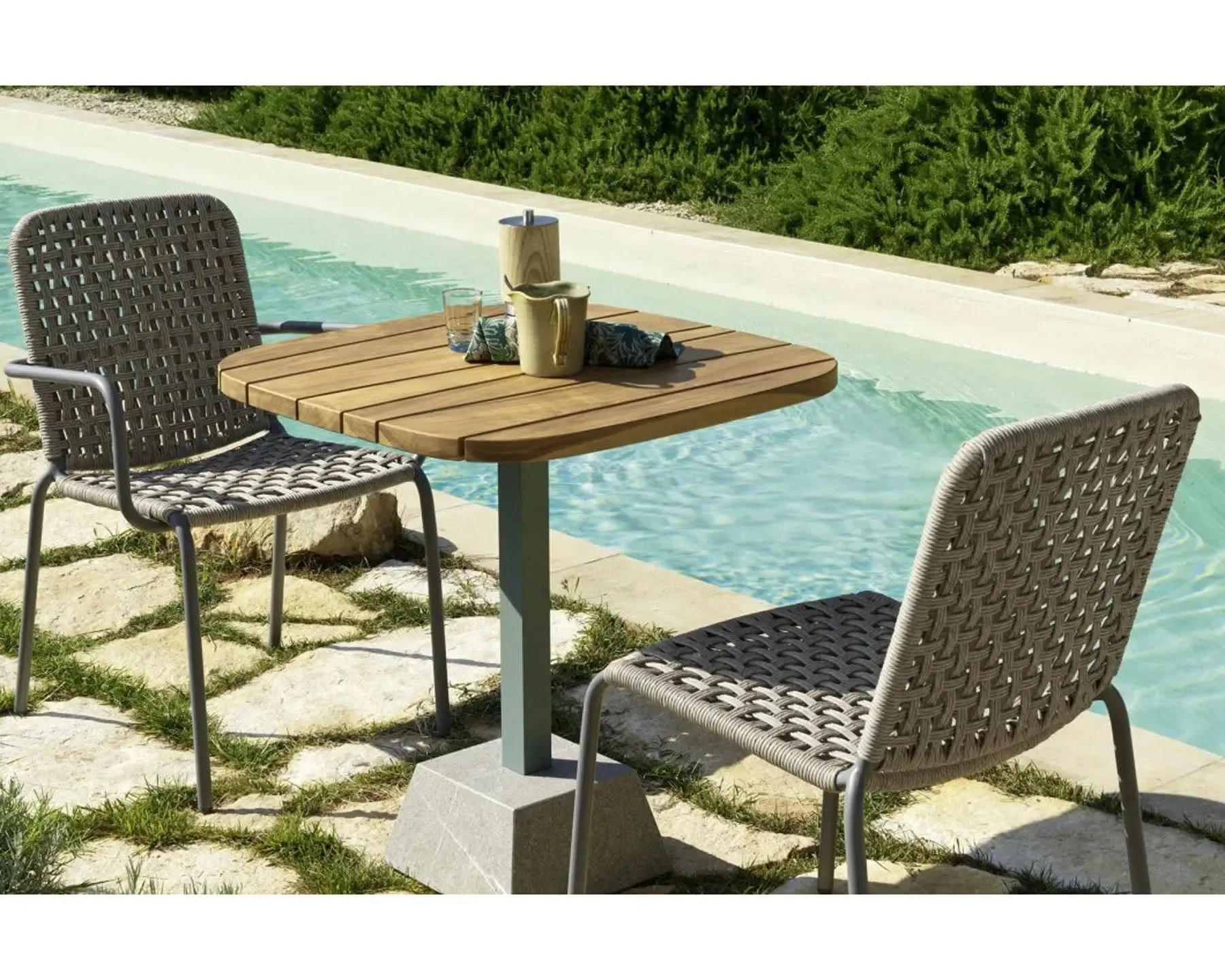 Straw 24 Dining Armchair